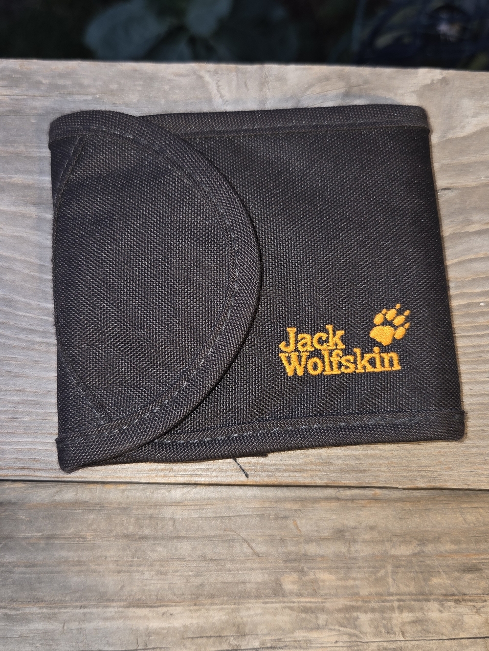 Jack Wolfskin Black Men's Trifold Wallet